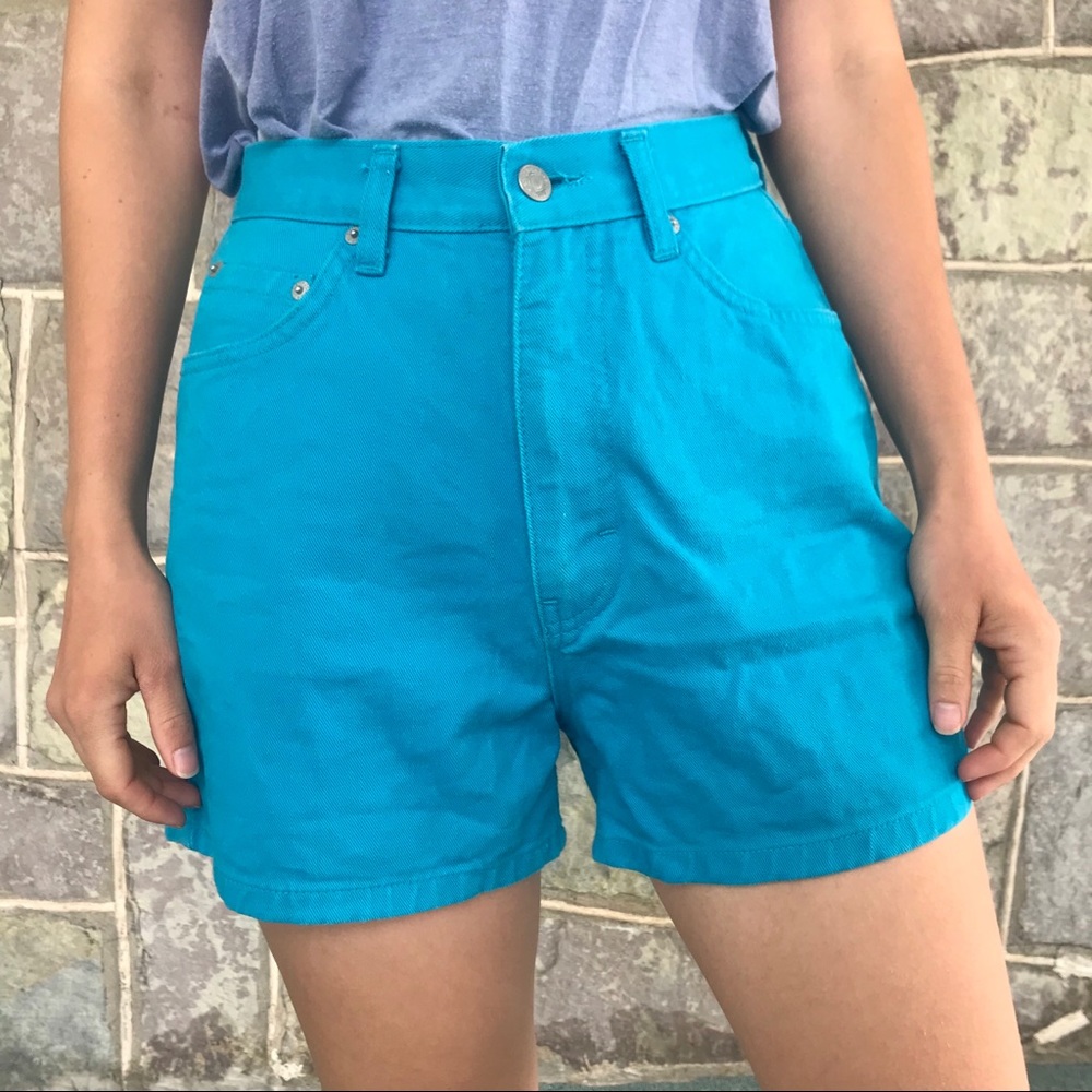 Vintage high rise Jordache jean shorts